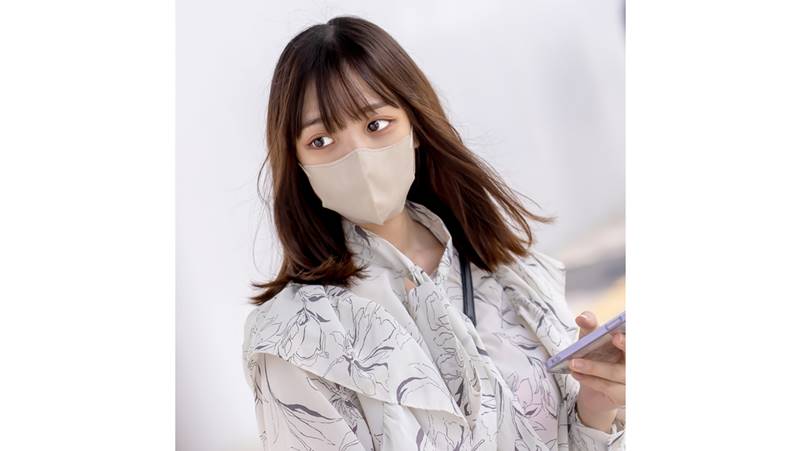 FC2-PPV-4219106 얼굴을 보여주세요! 나에게 말하지 않고 섹스를 하고 있던 죄 많고 순진하고 귀여운 여자. 그녀는 대학생의 몸에 두 번 연속 사정했습니다. 그녀는 그에 대해 생각하면서 행복한 하루를 최악의 하루로 만들었습니다.