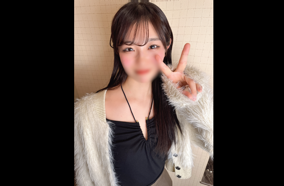 FC2-PPV-4327467 자지x악마 4월 데뷔 예정인 싱어송라이터 유키짱에게 마이크 대신 악마의 자지를 주었다