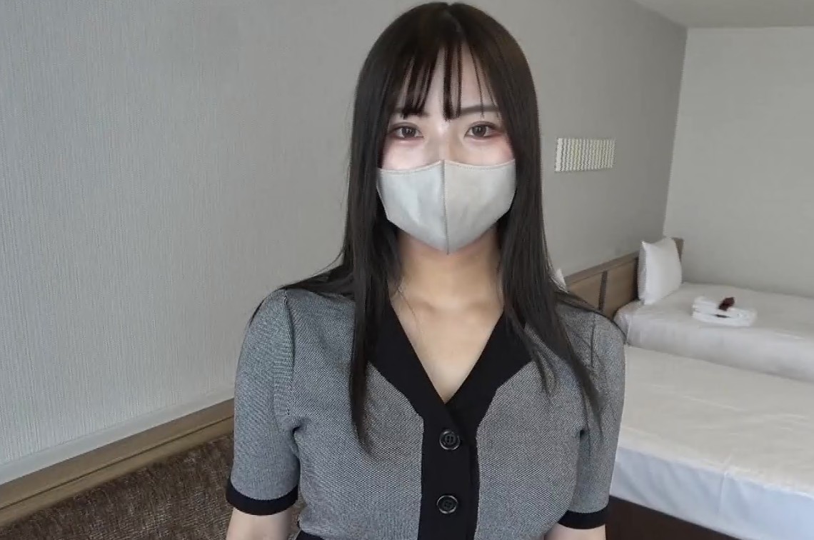 FC2-PPV-4656331 아름다운 외모 미인 첫 섹스 질내사정